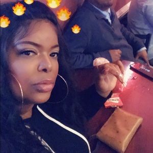 Meet your Posher, Cindy